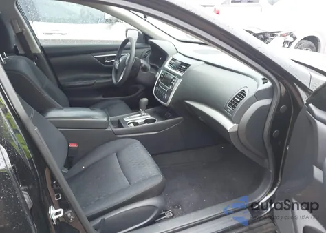 2017 Nissan Altima 2.5 S z USA, uszkodzony, nr VIN 1N4AL3AP3HC228972